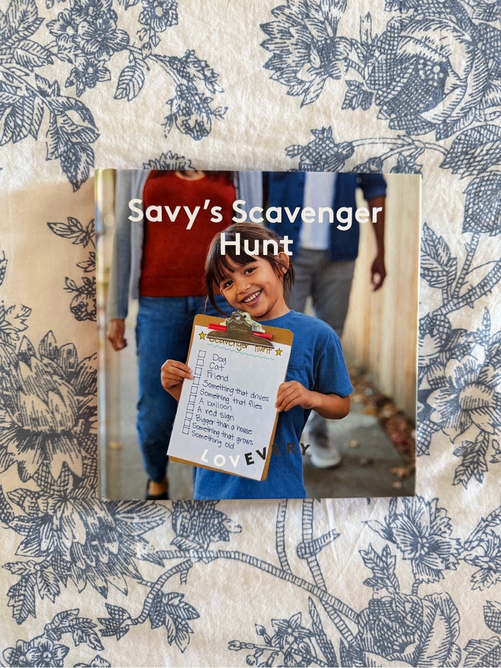 Lovevery book - Savy's Scavenger Hunt